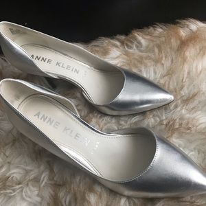 Silver Anne Klein shoes - Size 9